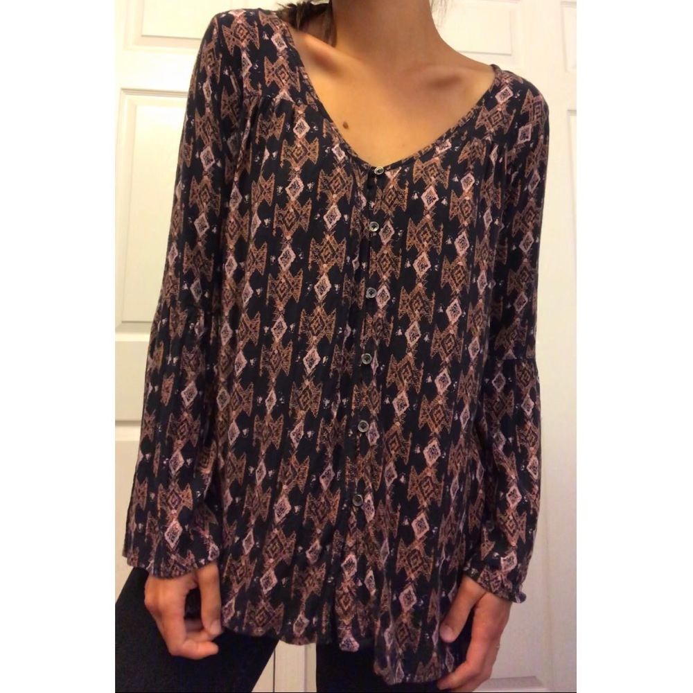 3/$25 Billabong shirt